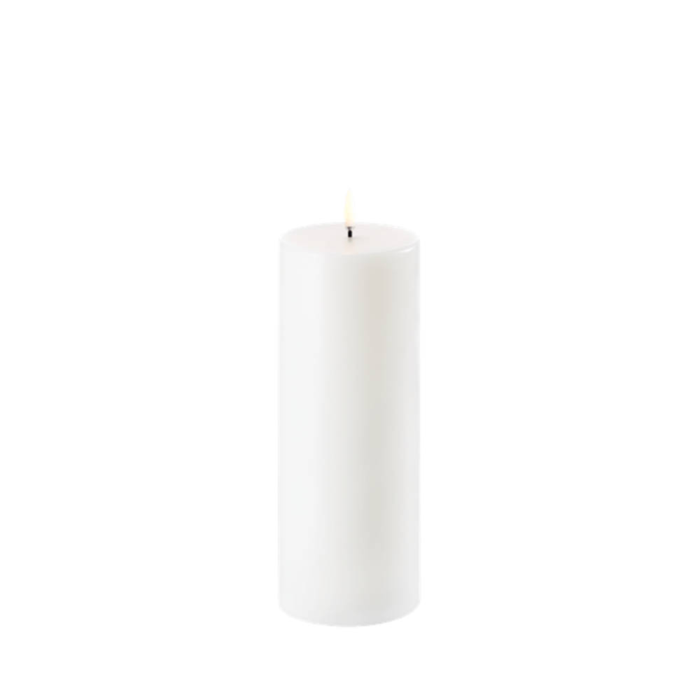 Uyuni - LED pillar candle - Nordic white